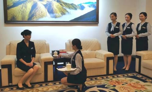 市機(jī)關(guān)事務(wù)管理中心組織開展會務(wù)服務(wù)人員業(yè)務(wù)培訓(xùn)